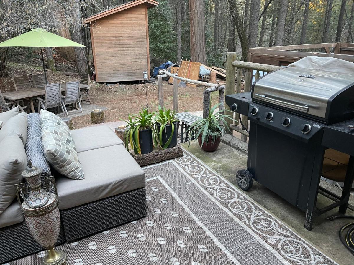A Lovely Cabin House At Way Woods Retreat With Outdoor Hot Tub! - By Sacred Hub Mgmt Foresthill Eksteriør billede
